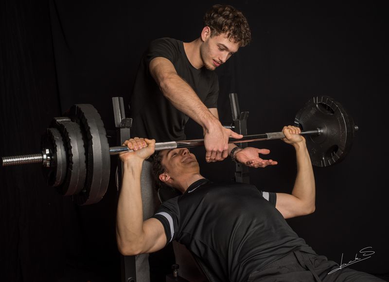 Personal trainer aan huis in Zwalm — training met professioneel materiaal